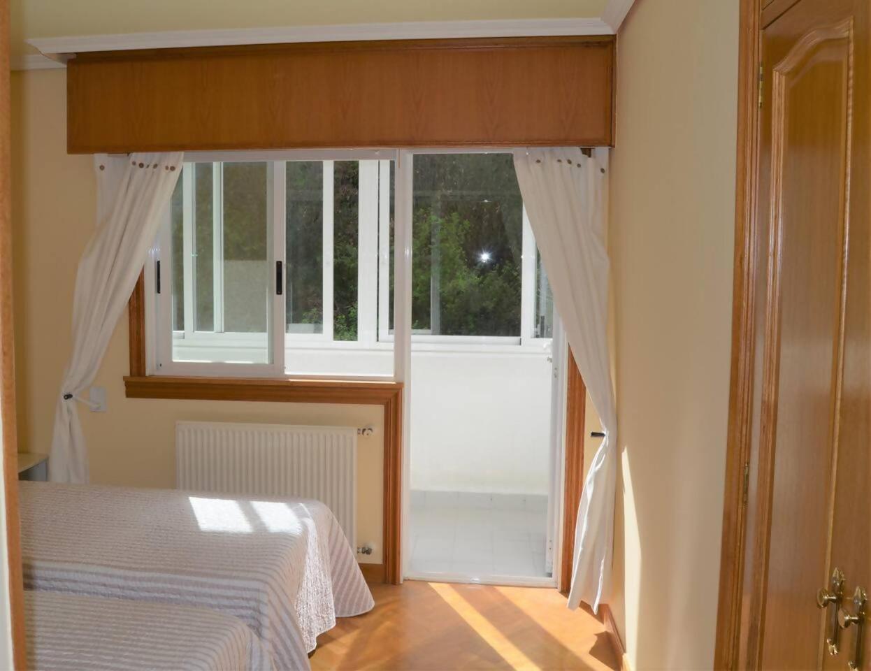 דירות Acogedor Piso Con Vistas En סאדה מראה חיצוני תמונה